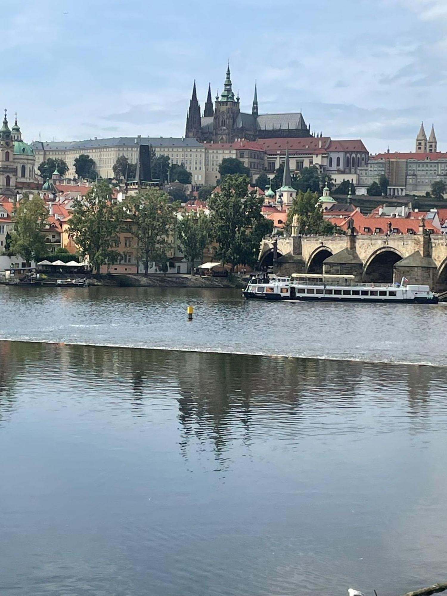 Ferienwohnung Old Town Herberghaus, 250M To Charles Bridge Prag Exterior foto